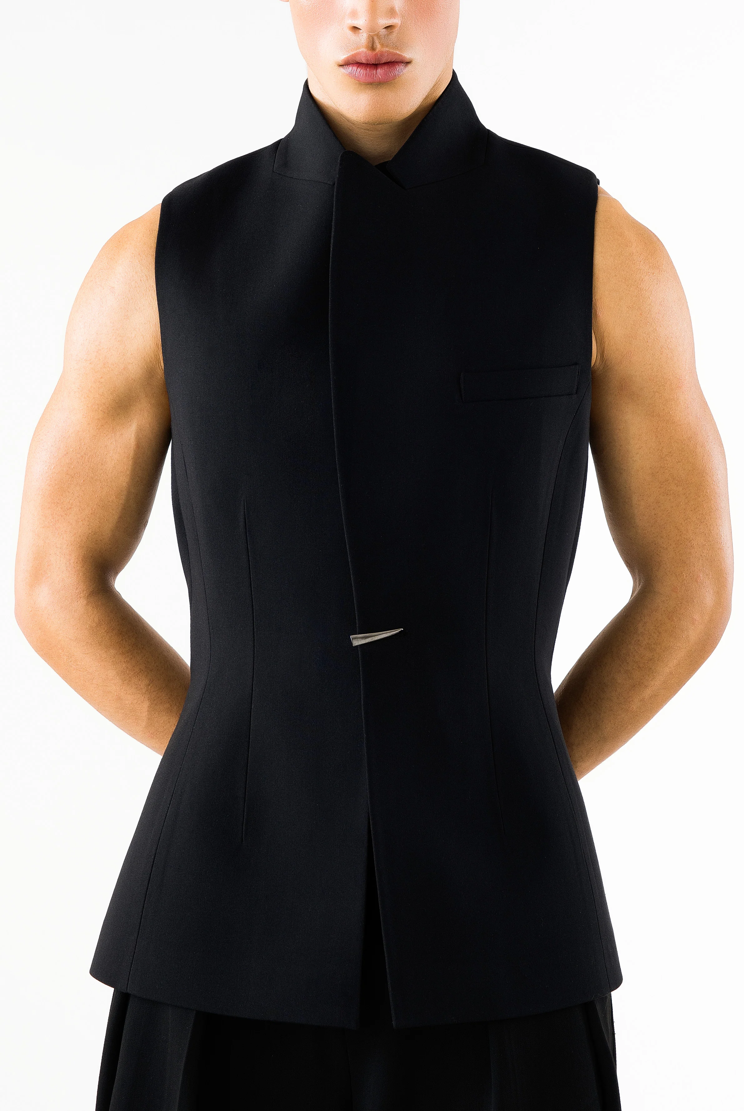 Aslan Sleeveless Blazer Black - Image 5