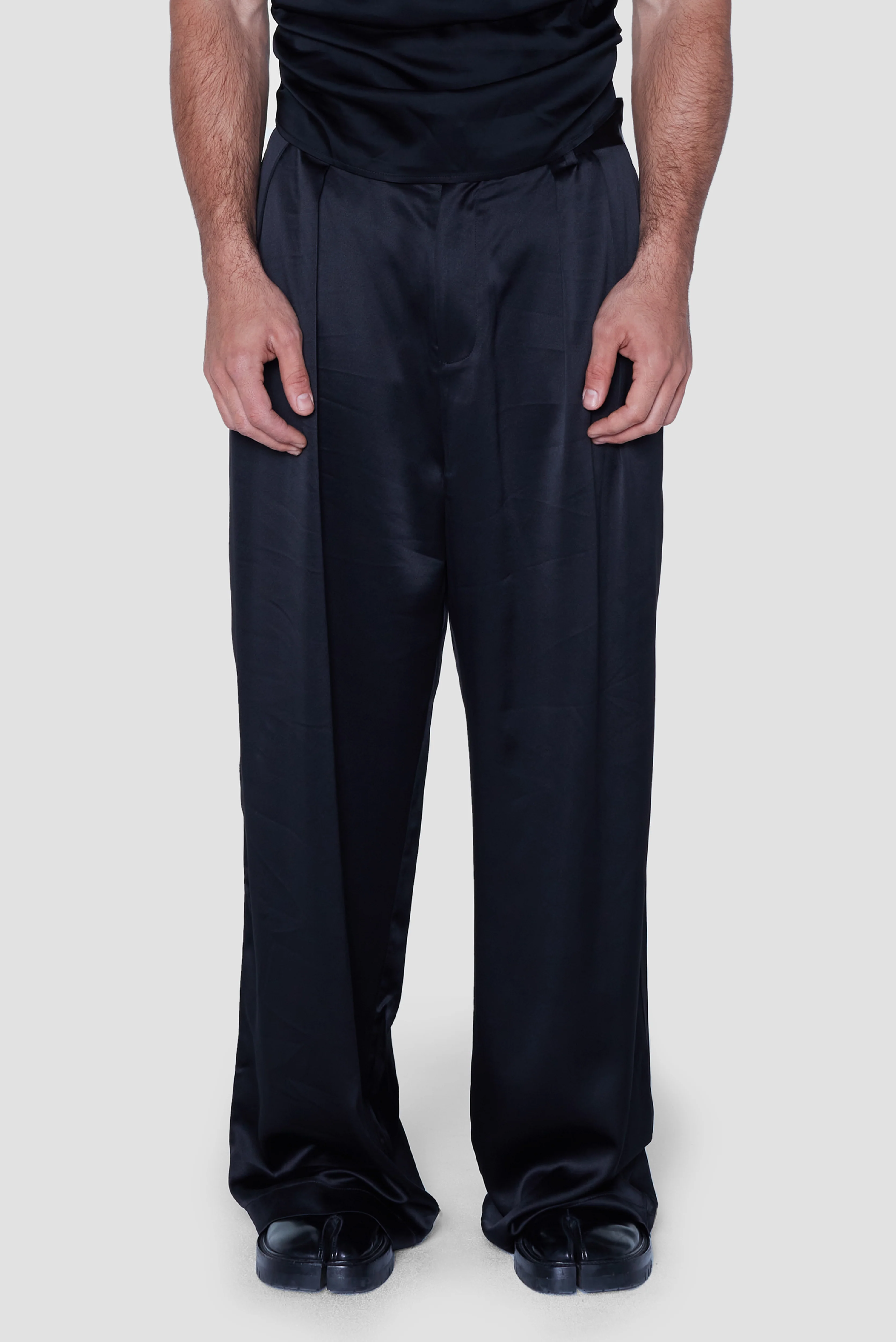 Benjamin Satin Pants Black - Image 4