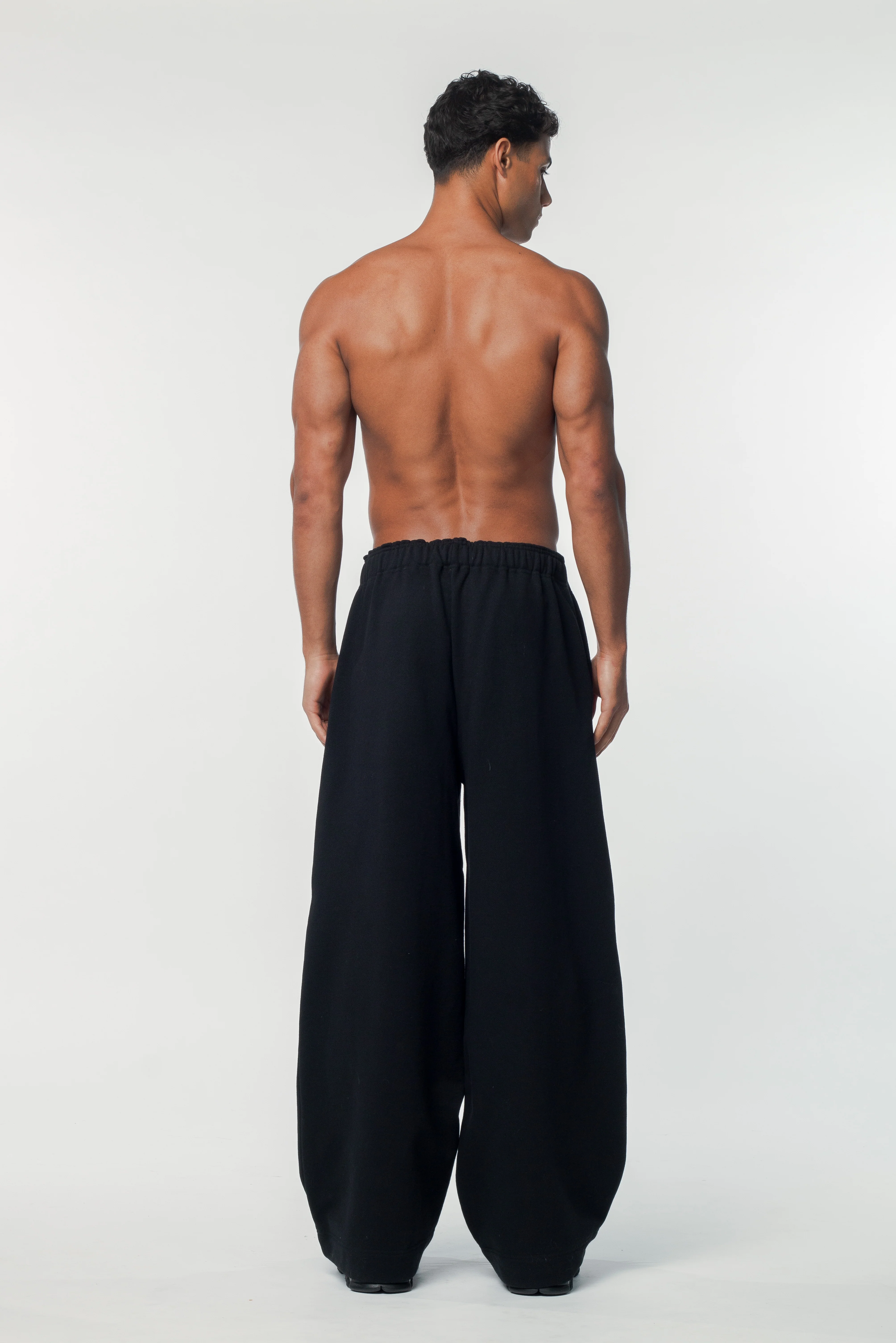 Claude Sweat Pant Black - Image 2
