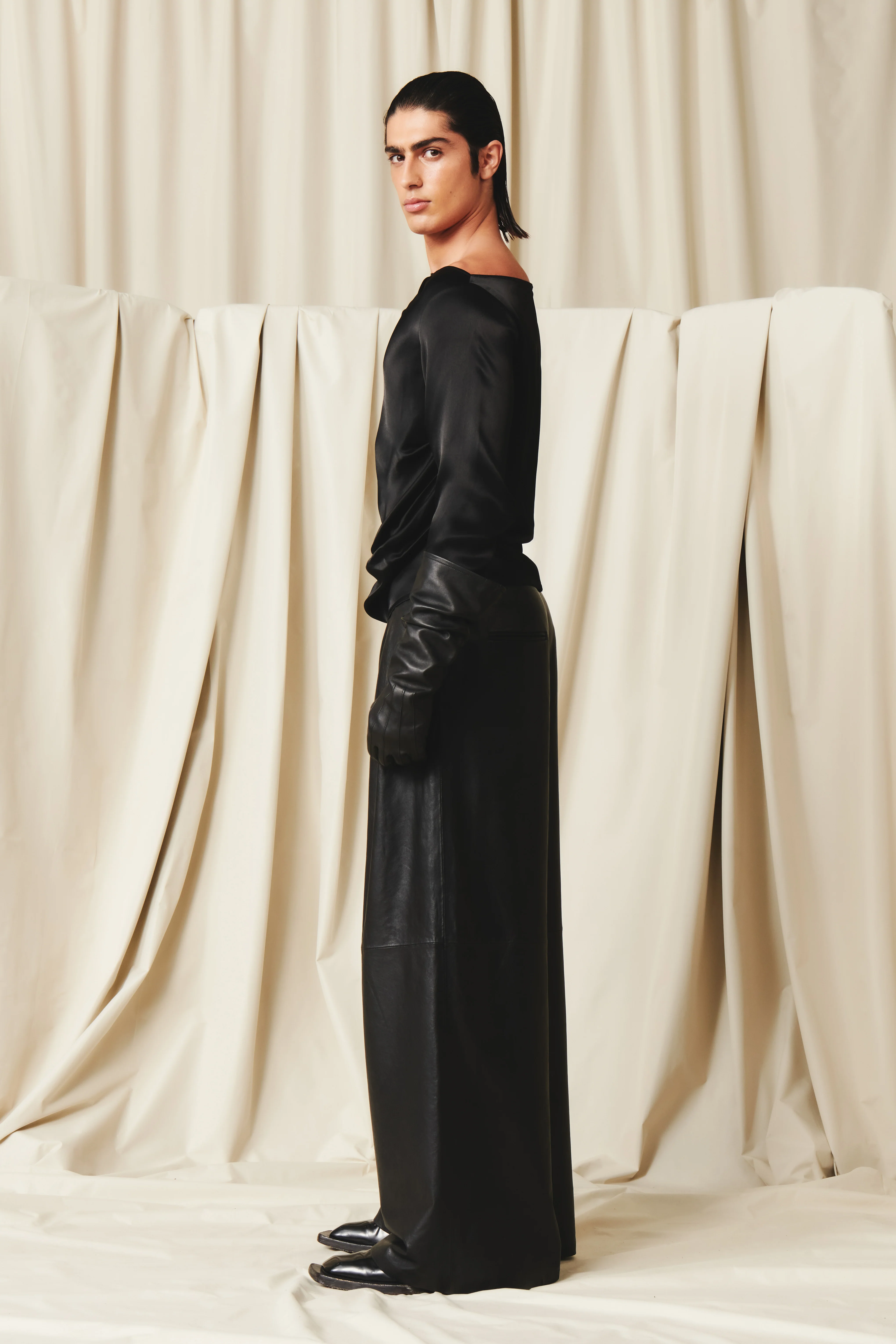Maxwell Black - Image 5